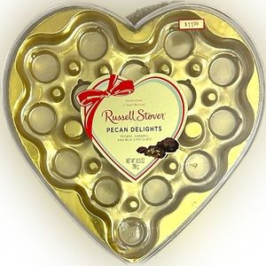 10.75 FLAWED RUSSELL STOVER CLEAR PLASTIC VALENTINE HEART CHOCOLATE BOX LOVE #G